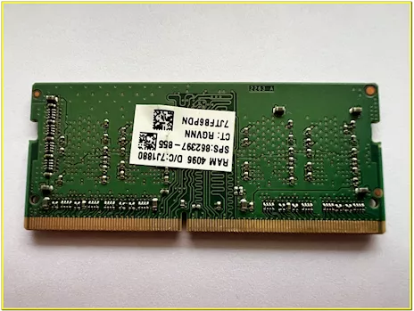 Memoria RAM SODIMM DDR4 1 x 4gb Micron, modello MTA4ATF51264HZ2G6E1 - Anteprima 2