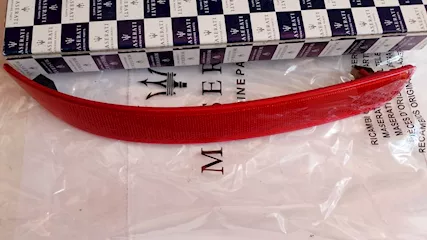 Catadiottro Paraurti Posteriore DX Maserati Levante