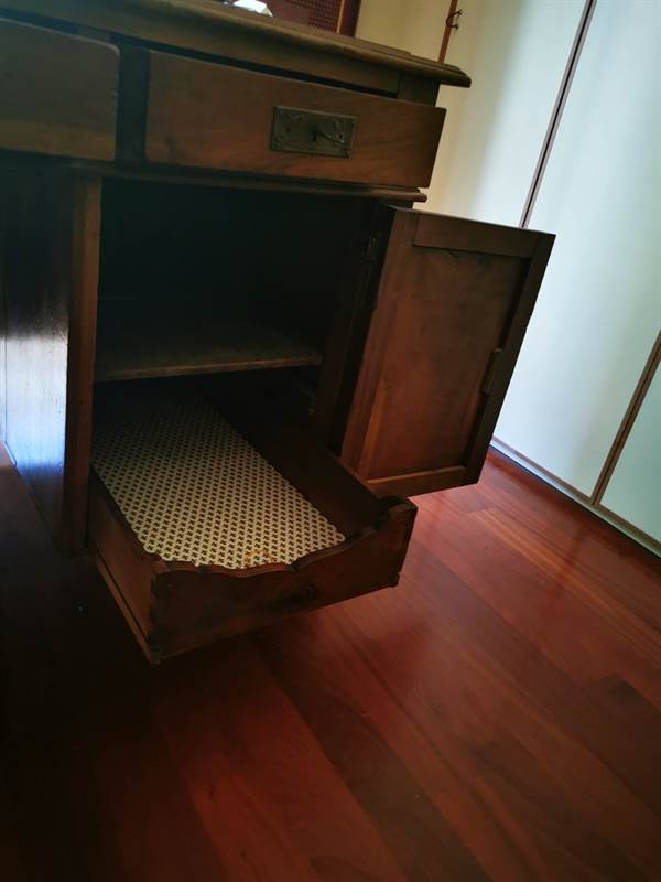 Scrivania antica in legno con piano in pelle - Foto 6