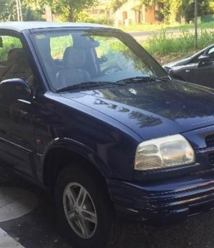 Hard to Suzuki Grand Vitara Cabrio, in ottime condizioni