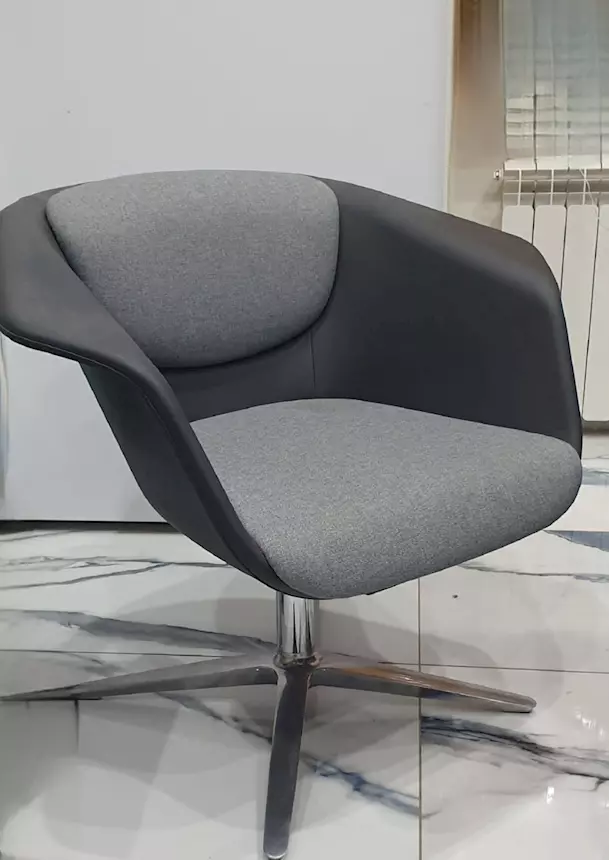 Foto 5 Elegante sedia poltrona, VERA PELLE ed acciaio cromato sedus