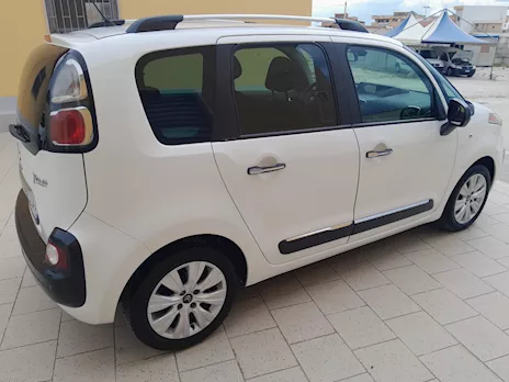 Citroën C3 Picasso 1.6 HDI Exclusive Anno 2016 Km 110000, pronta consegna - Foto 6
