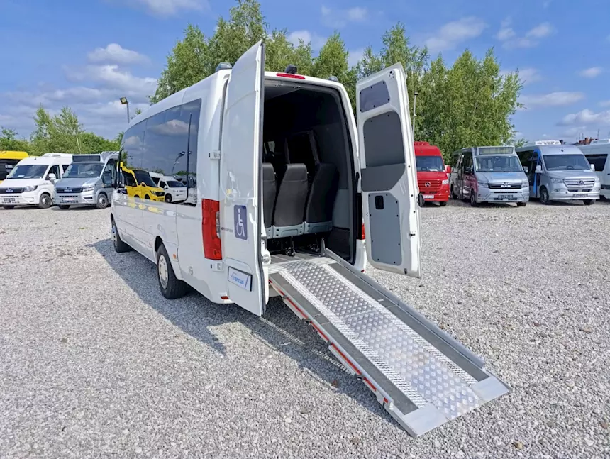 Foto 12Mercedes-Benz eSprinter nuovo Euro 6