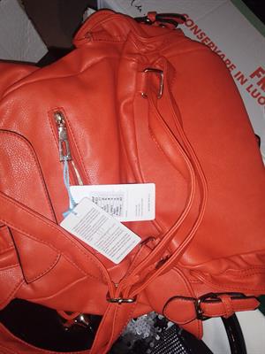 Borse, scarpe da donna e vestiti