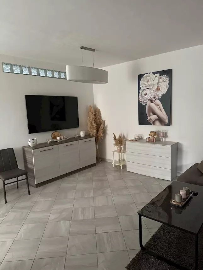 Appartamento trilocale con terrazzo