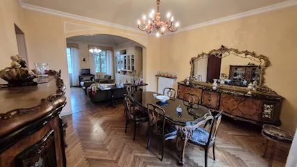 Sala da pranzo in stile barocco inglese