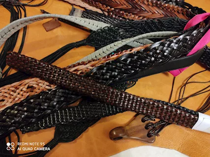 Aste Artigianali Intrecciate a Mano in Toscana - Foto 3