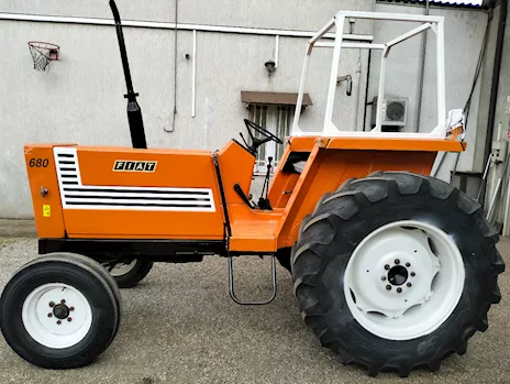 Trattore agricolo Fiat 680 2RM