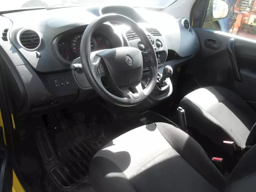 Foto 9Renault Kangoo 1.5 dci 110 CV Anno 2020 Km 198000, ottime condizioni