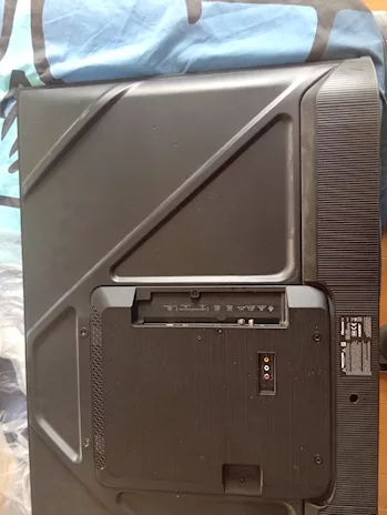 TV smart 45 pollici 4K. Perfettamente - Foto 2