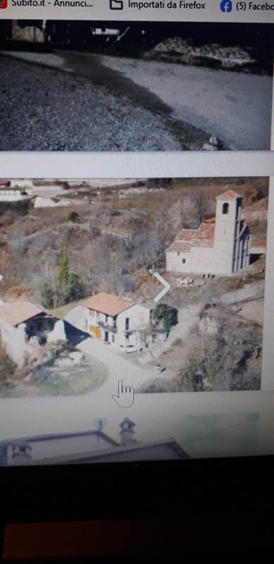 Rustico da completare libero su tre, in legno