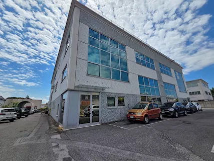 Uffici in affitto - Guidonia Via dei Faggi - Anteprima 1