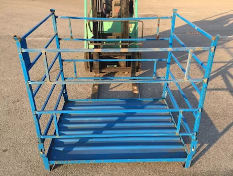Contenitori sovrapponibili accatastabili 120 x 150 x H 140 cm