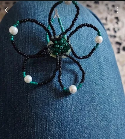 Ciondolo a fiore