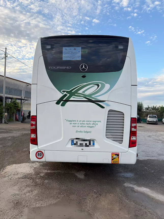 Foto 2MERCEDES-BENZ TURISMO Anno 2021 Km 540000 Euro 6, cambio: manuale
