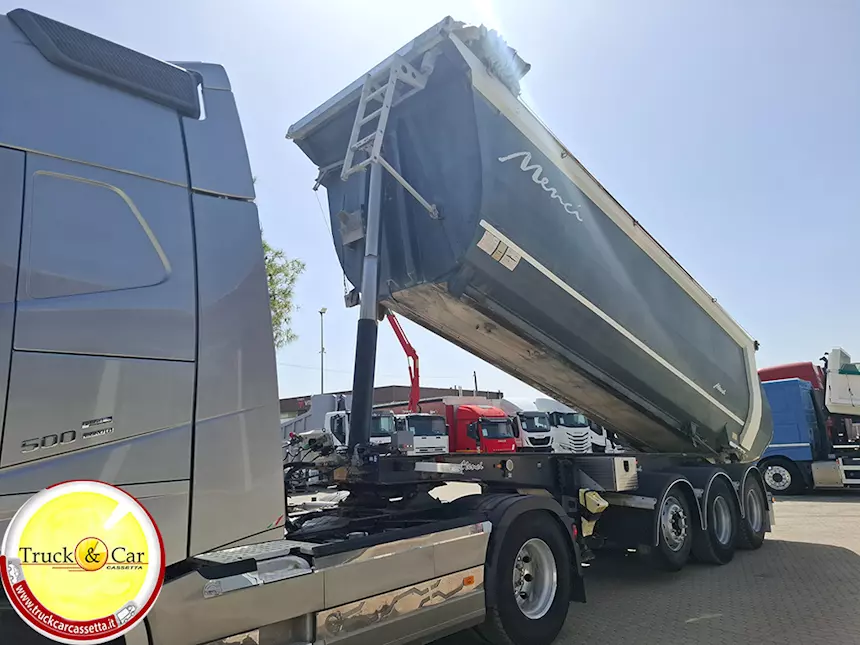 Foto 11Volvo FH 500 - 2015 - trattore con Impianto Idrauli Km 904549, marca MENCI