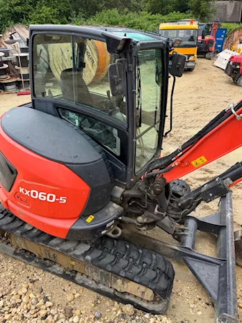 2021 Kubota KX 060-5 midi escavatore, modello V2607, ottimo stato - Anteprima 4