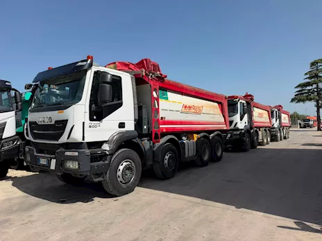 Iveco Trakker 3 Assi 4 Assi Varie Dispobilita Mezzo d'opera - Anteprima 9