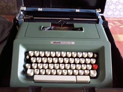 Macchina da scrivere vintage