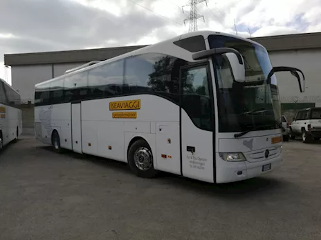 Mercedes Tourismo