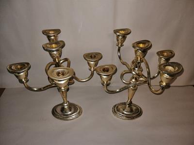 Coppia candelabri inglesi silver plated alti 30 cm - Anteprima 1