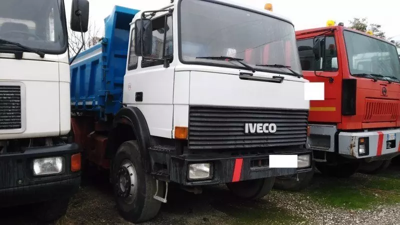 Foto 7Iveco Trakker 3 Assi 4 Assi Varie Dispobilita Mezzo d'opera