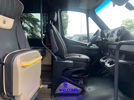 Nuovo da immatricolare Sprinter 19+1+1 / 22+1+1 Mercedes Km 0 - Foto 4