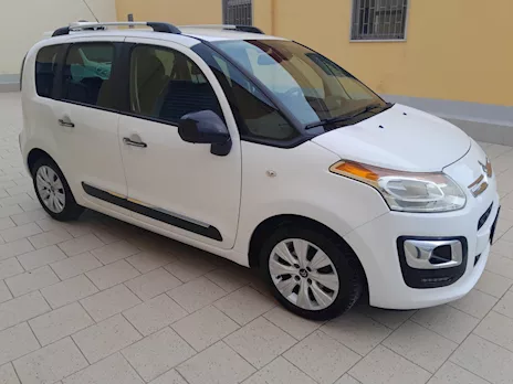 Citroën C3 Picasso 1.6 HDI Exclusive Anno 2016 Km 110000, pronta consegna - Foto 2