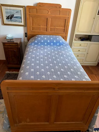 Letto antico primi '900 in legno con inserti in radica