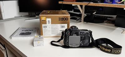 Nikon D200