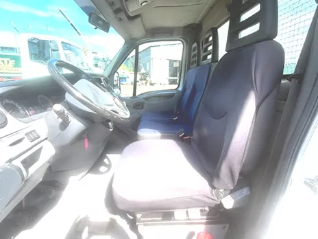 Camion Marca Iveco Daily 35C12 ribaltabile Anno 2009 Km 206700 - Anteprima 5