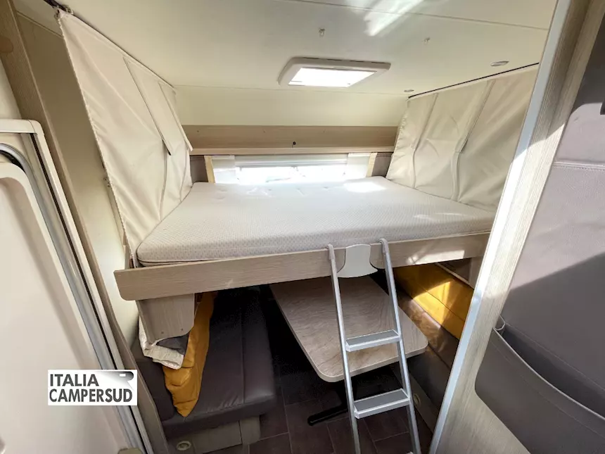 Caravan Burstner Averso Plus 510 TK Con 7 Posti Del 2014 Km 1, anno 06 - Foto 4