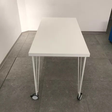 Scrivania con rotelle Ikea - Anteprima 3
