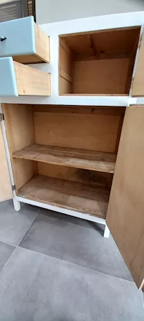 Mobiletto vintage in legno, ottimo stato - Anteprima 5