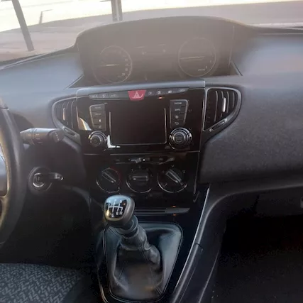 Lancia Ypsilon III serie Ecochic Gold Anno 2021 Km 24500, cambio manuale - Foto 4