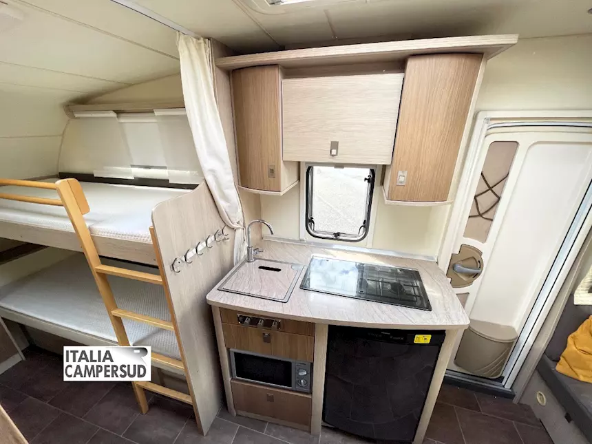 Caravan Burstner Averso Plus 510 TK Con 7 Posti Del 2014 Km 1, anno 06 - Foto 7