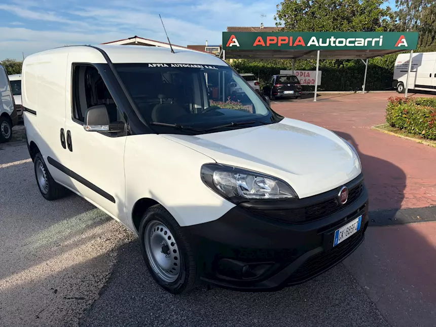 FIAT DOBLO 1.6MJT 105CV E6D.I 2022 Km 45000 Euro 6, unico proprietario