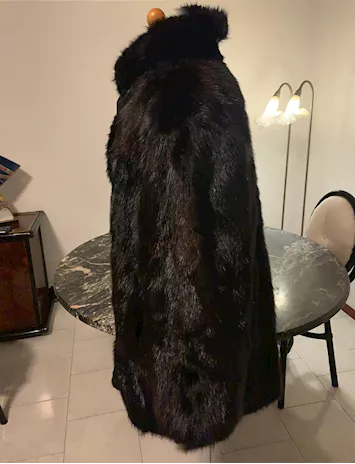 Splendida pelliccia rat mousqué visonata tg. 44, colore nero, come nuovo - Anteprima 4