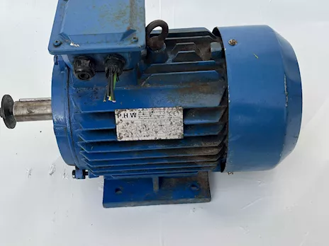 Motore trifase industriale da 5,5 kW IP55