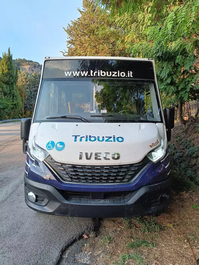 Foto 5Vendesi Marca Iveco is72ci2da Anno 2022 Km 175056 Euro 6