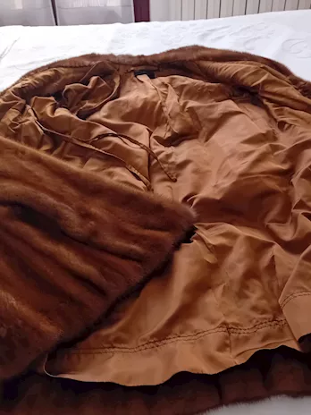 Vendo pelliccia visone femmina, ottimo stato, prezzo trattabile - Foto 3