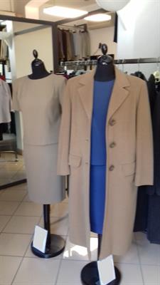 Abbigliamento sartoriale donna in stock - Foto 4