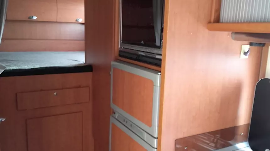 Camper Benimar 7000 CCX Fiat 2.8 Garage Anno 2005 Km 104489, modello Europe - Foto 8