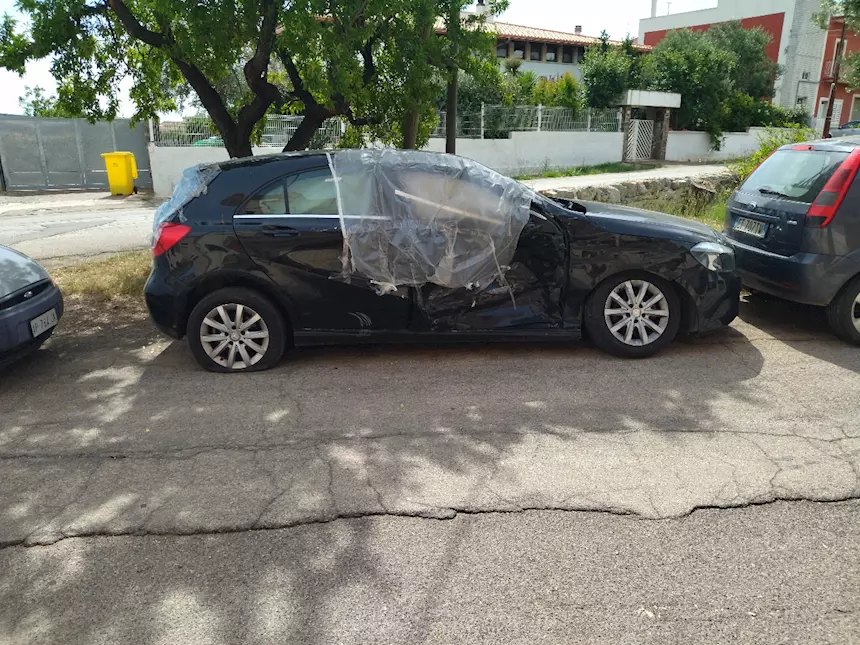 Mercedes Classe A sinistrata Anno 2014 Km 205000 Berlina - Foto 3