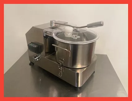 CUTTER 6 litri velocità variabile NUOVO con scatola