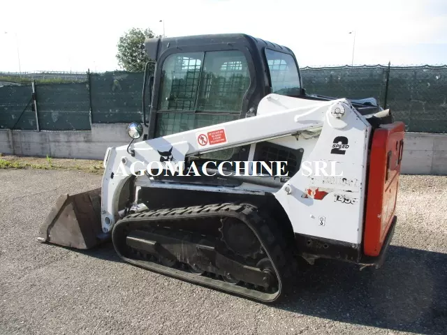 Foto 4BOBCAT T450 Tipologia Pala, cingolata