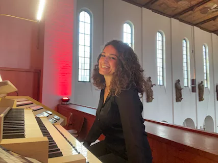 Lezioni di pianoforte, teoria e solfeggio