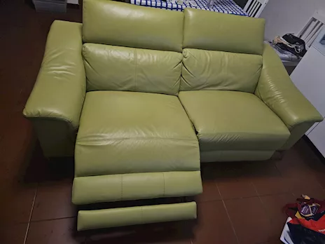 Divano sofà 2 posti, reclinabile comandi elettrici