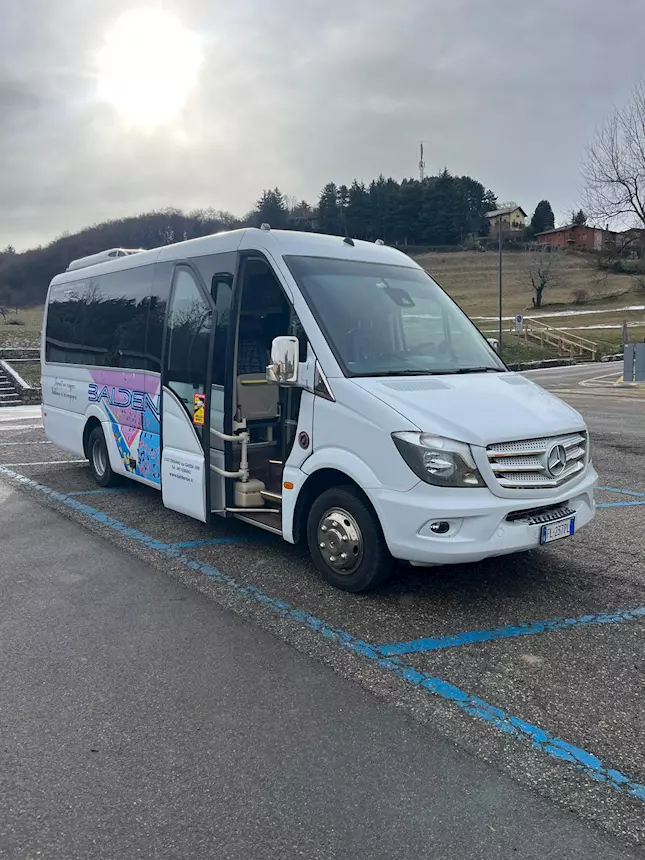 Mercedes Sprinter 20 posti Anno 2018 Km 400000 Euro 6