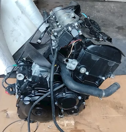 Motore Suzuki GSR 750 (tipo R749) km 28000